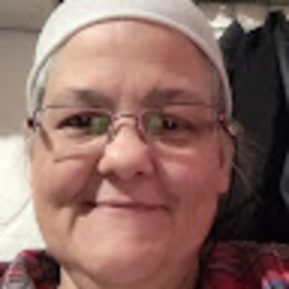 Meet your Posher, Cynthia